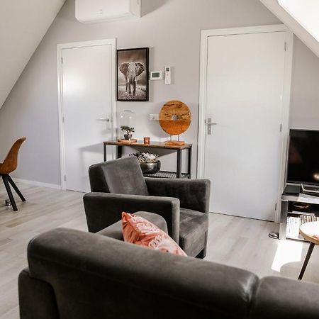 Appartement Op De 1E Verdieping. ウェーメルディンゲ エクステリア 写真