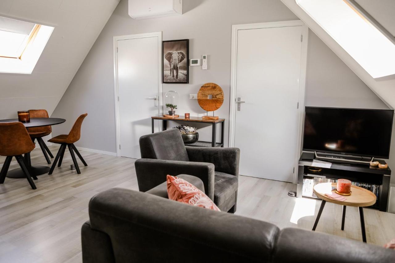 Appartement Op De 1E Verdieping. ウェーメルディンゲ エクステリア 写真